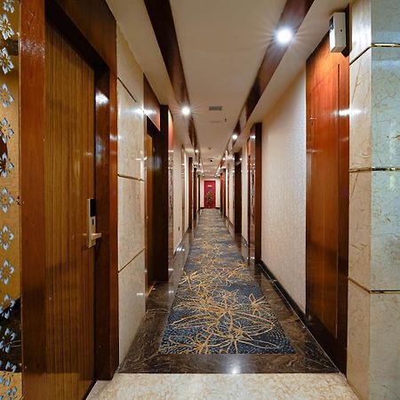 Kingston Hotel Bengaluru Kültér fotó