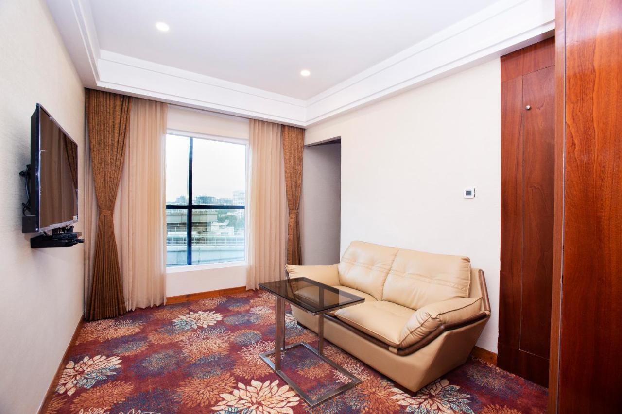 Kingston Hotel Bengaluru Kültér fotó