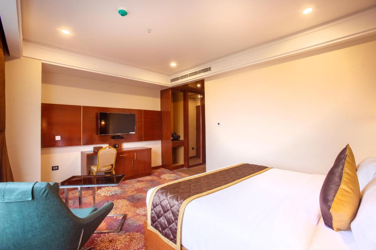 Kingston Hotel Bengaluru Kültér fotó