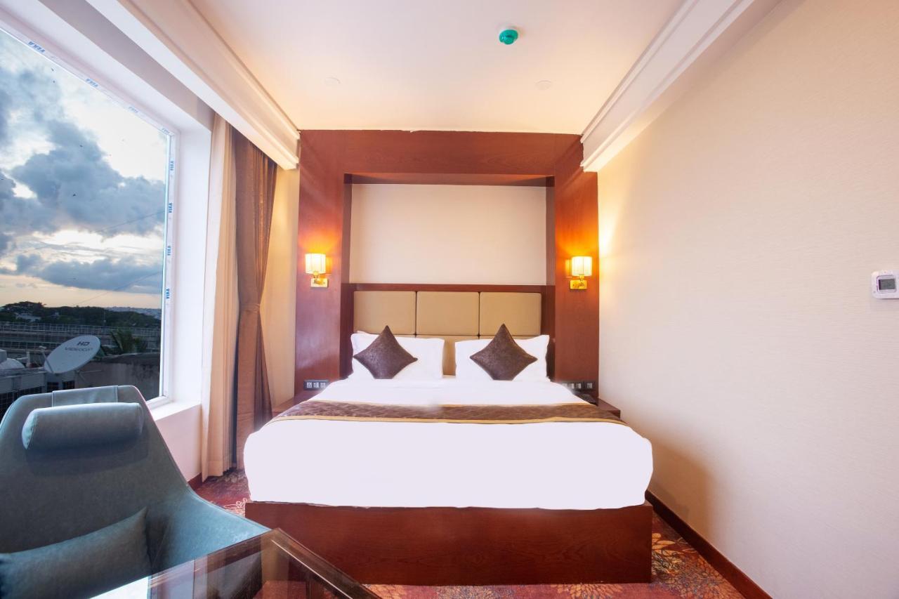 Kingston Hotel Bengaluru Kültér fotó