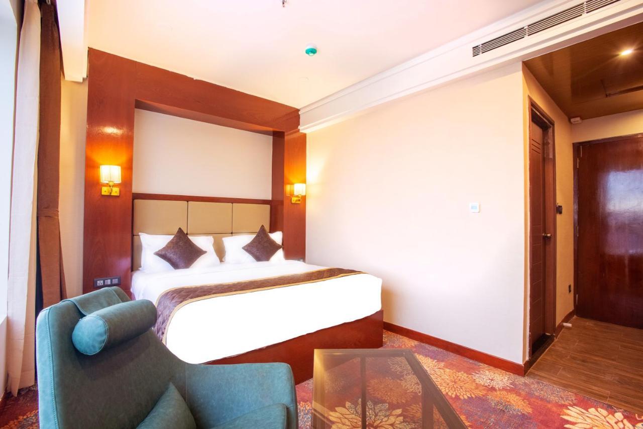 Kingston Hotel Bengaluru Kültér fotó