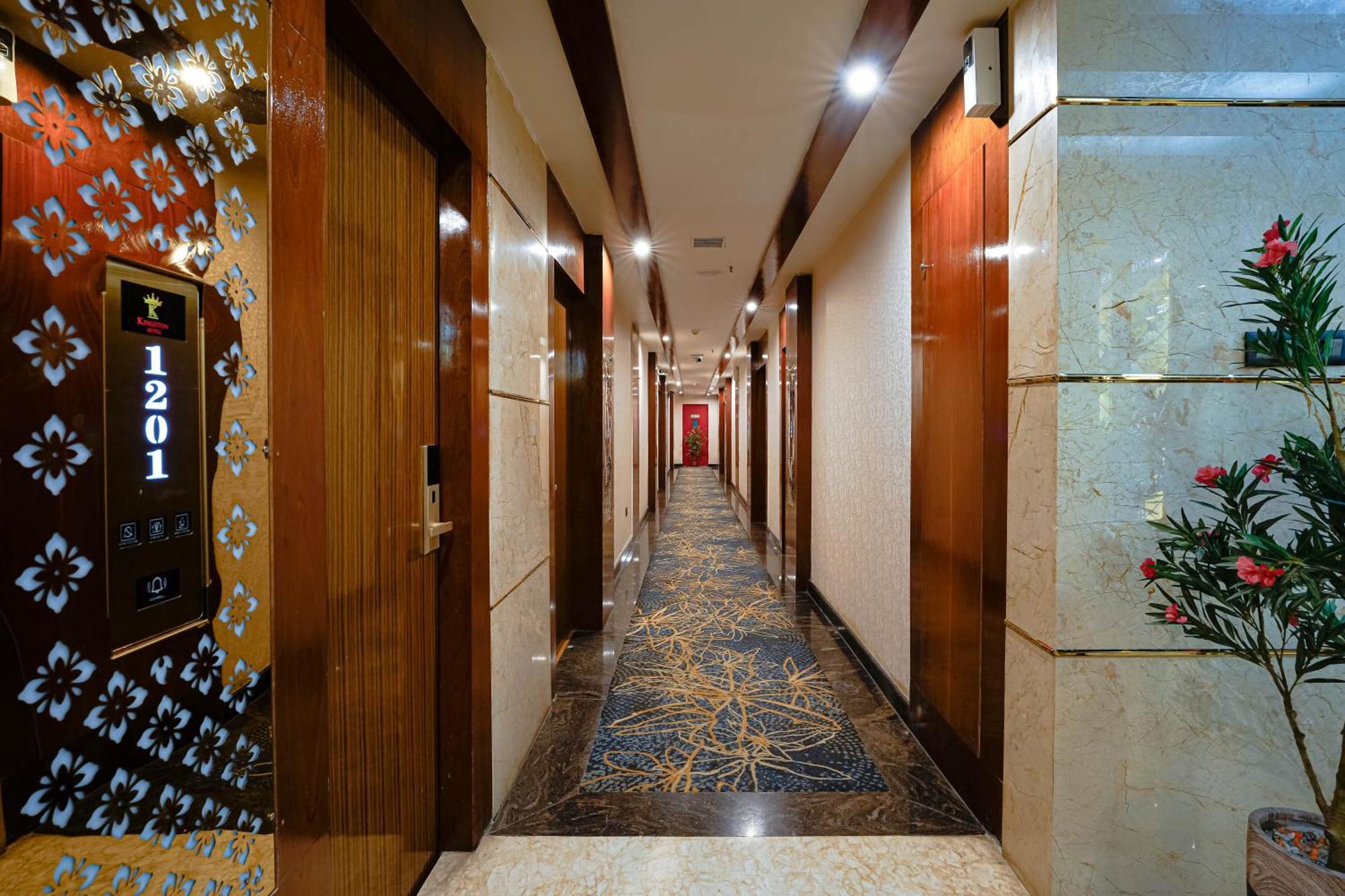 Kingston Hotel Bengaluru Kültér fotó