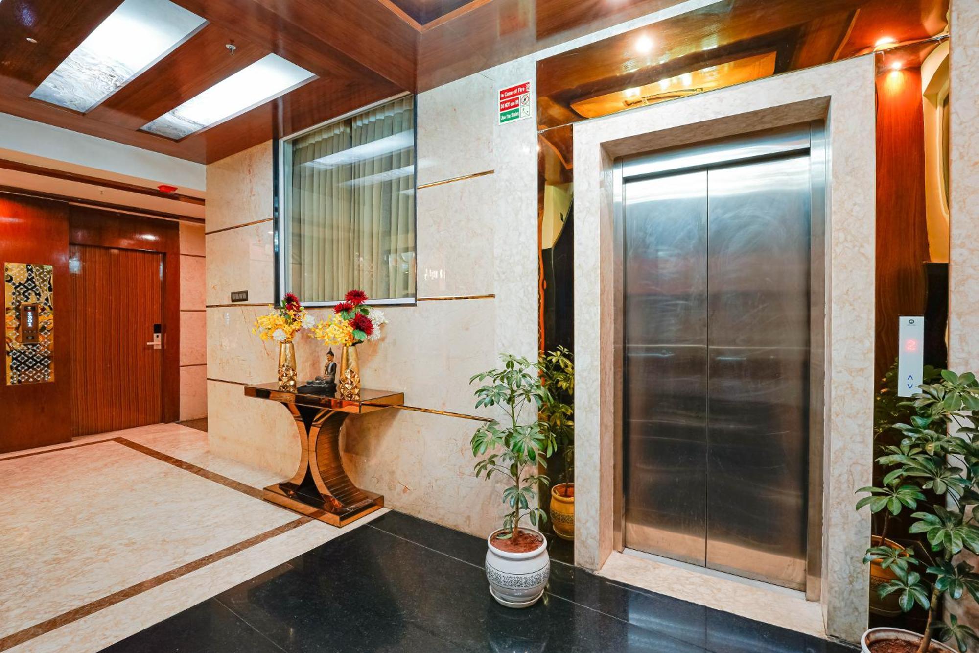 Kingston Hotel Bengaluru Kültér fotó