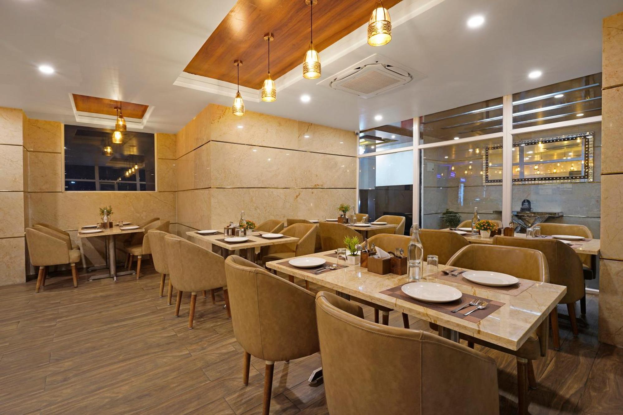 Kingston Hotel Bengaluru Kültér fotó