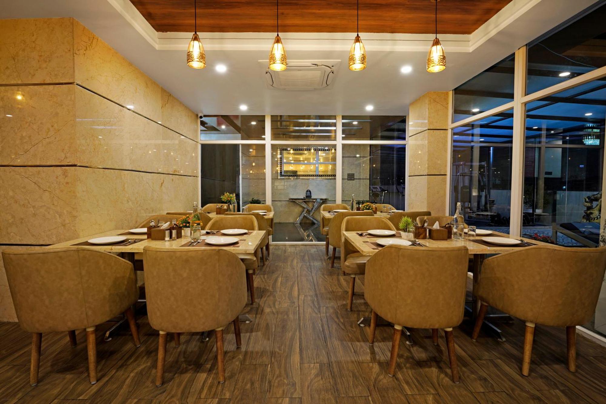 Kingston Hotel Bengaluru Kültér fotó